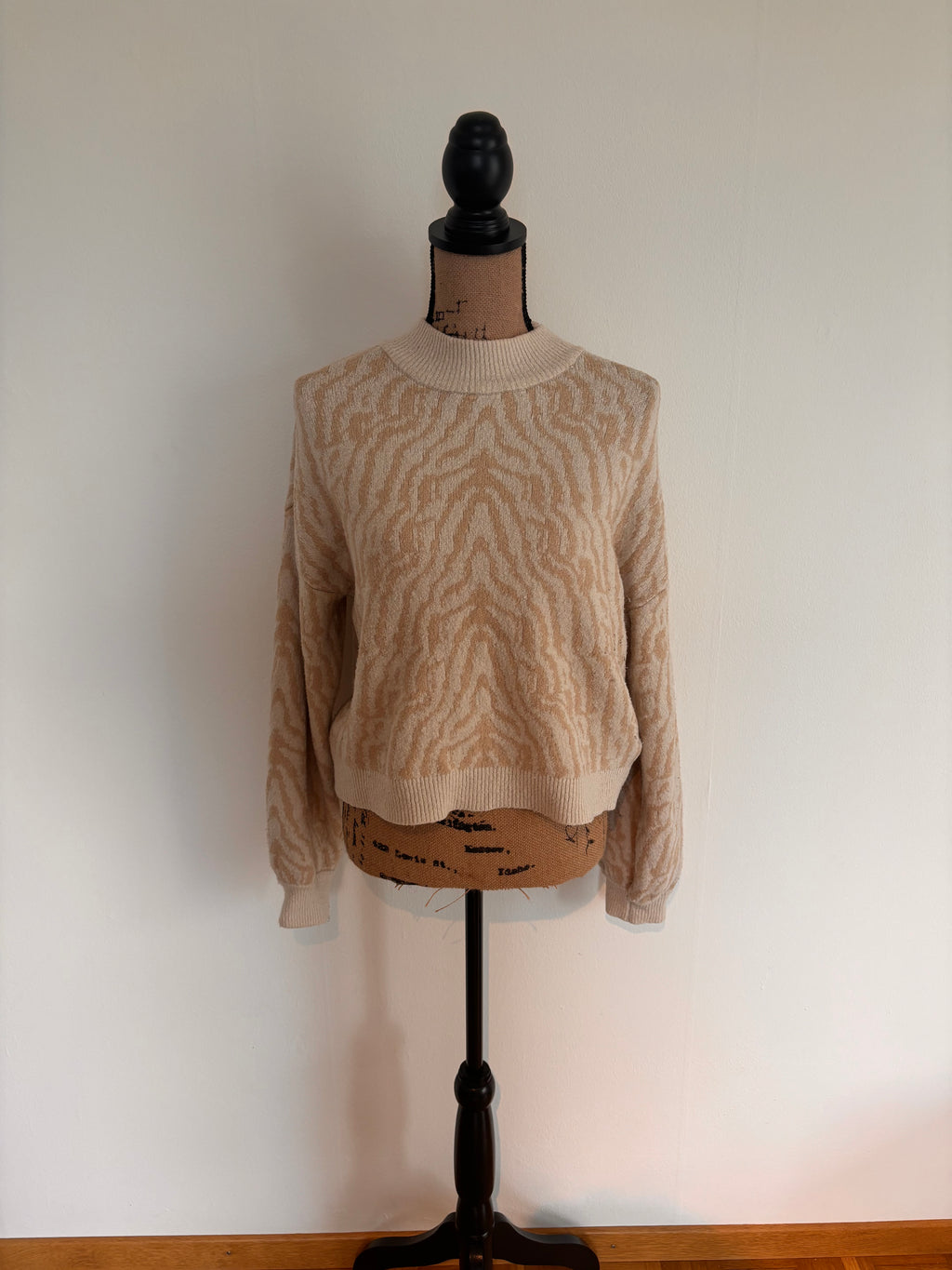 Knit Pullover Beige