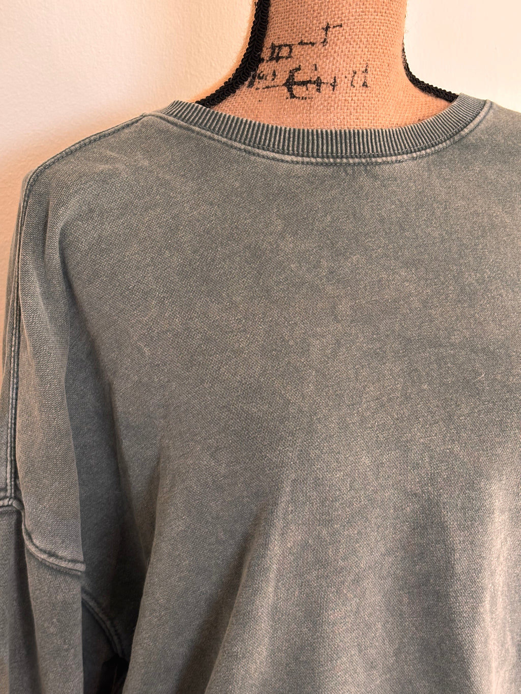 Grüner Oversize Pullover
