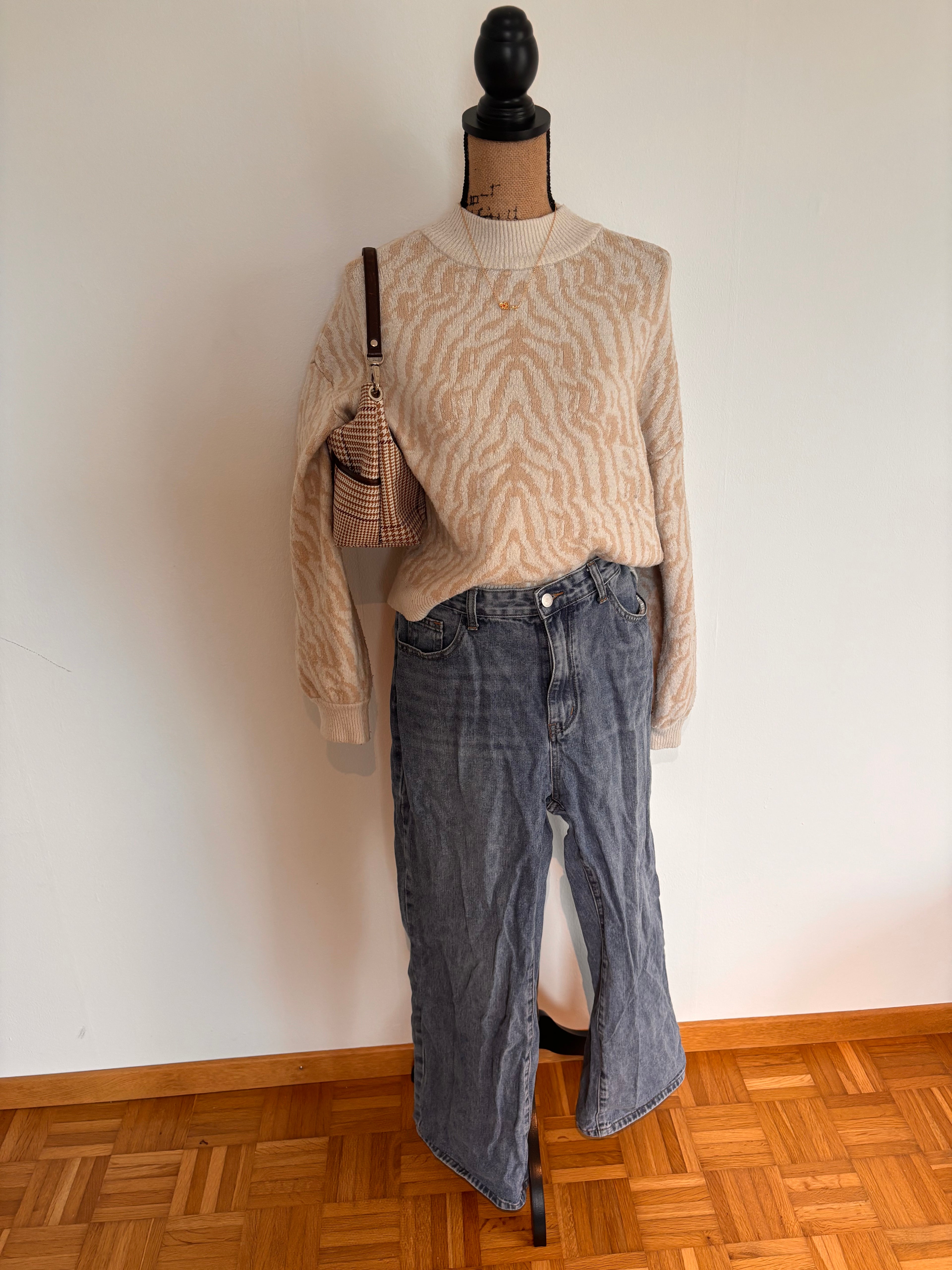 Knit Pullover Beige